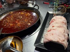 -鹿鸣山草本茶香火锅(园西路店)
