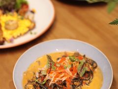蟹肉海胆酱墨鱼汁意面-CHILLAX轻乐时(侨建·Hi City店)
