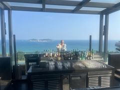 -瑰丽酒店·海吧·天际下午茶·现场DJ·天台酒吧