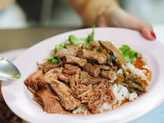 -Kha Mu Charoensang(Silom)