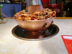 -老佛爷炭火蛙锅直营(清滨路总店)