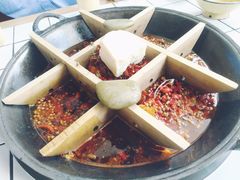 -瓜西西重庆火锅(花溪店)