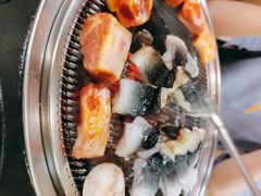-围炉肉舍丹东海鲜烤肉·烤活鳗(步行街店)