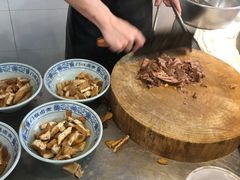 -门框胡同百年卤煮(新街口店)