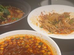 -麻六记(凤凰汇店)