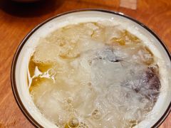 冰糖银耳炖雪梨-小团圆糖水铺(襄阳南路店)