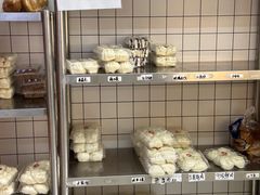 -白玉兰食品甜凤店(合生汇店)