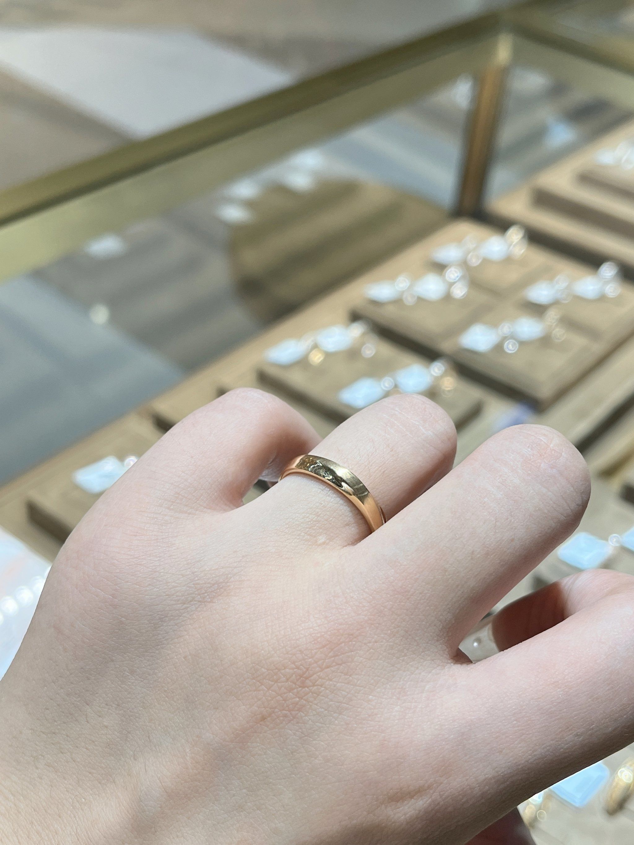 玫瑰金色简约男戒