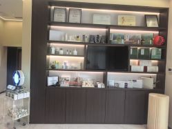 -Yuri尤里高定美肤中心