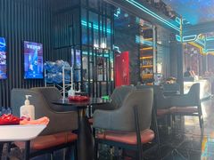 -屋有岛沉浸游戏旗舰店(中山公园店)