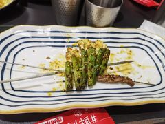-许哥东北烧烤·铁丳烤串·宫后夹肉(繁花中心店)