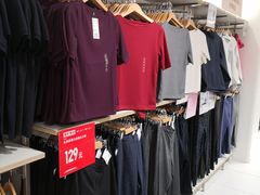 -优衣库(上海正大广场店)