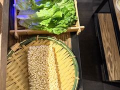 -尚尚仙·酸汤猪手·猪肚鸡火锅(华联万柳购物中心店)