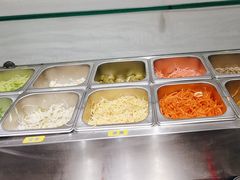 -包整·丝娃娃(一览甲秀楼风景店)