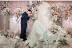 -欣薇婚纱(新源乐汇城店)