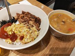 韩式肥牛石锅拌饭-新石器烤肉(南站店)