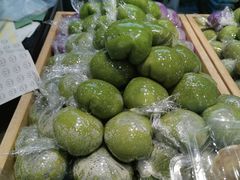 咸蛋黄肉松青团-沈大成(城隍庙店)