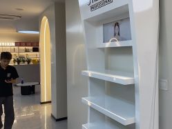 -吉艺心专业美发造型