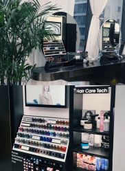 -U·NI SALON 造型