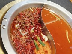 -沸炉重庆老火锅(军事博物馆店)