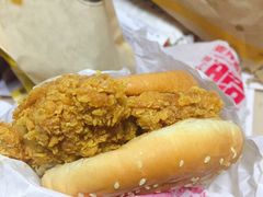 -麦当劳(友谊路得来速店)