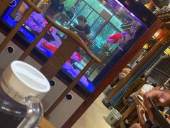 大堂-东来菜馆•手抓海鲜家常菜•海鲜锅贴(鸽子窝店)