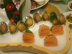 -榕树下海鲜馆(坪山路店)