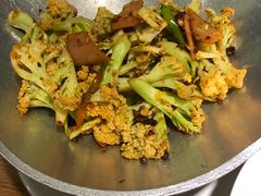 -吕氏疙瘩汤·海鲜新鲁菜(海州利群店)