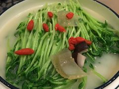 -江湖情酸菜鱼(万菱汇店)