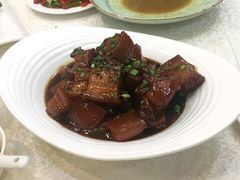 -南京悦客假日酒店