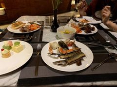 -锦厨国际自助餐厅 · 云端景观 (昆明索菲特大酒店)