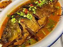 大锅炖松花江鱼-东方饺子王(工农大路店)