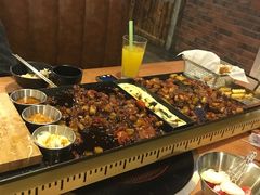 -肥肥虾庄·金牌油焖大虾(杨园滨江时代walk店)