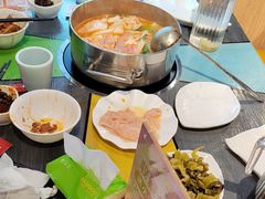 -四季喧黔味豆米火锅(万达广场店)