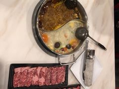 -牛魔王时尚回转餐厅
