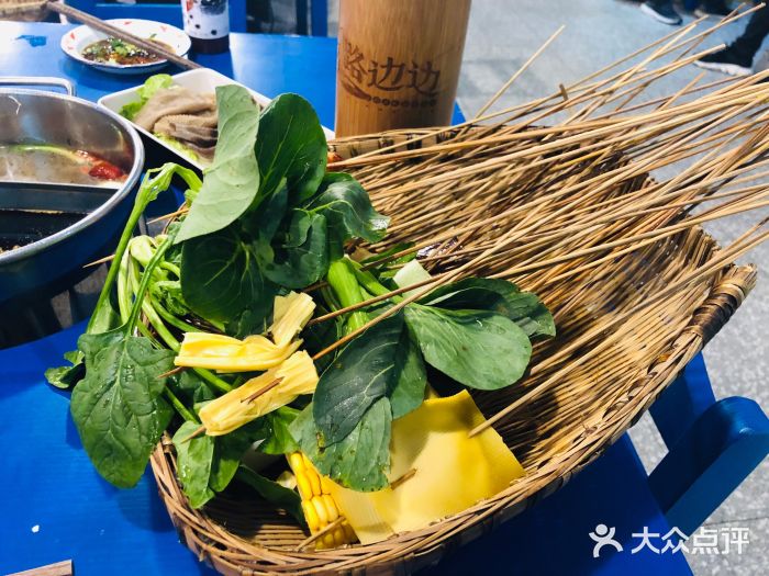 马路边边老成都串串香(星耀城店)马路边边串串图片