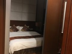 -张家港金凤凰度假村温泉