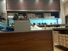 -UGG(燕莎奥特莱斯购物中心店)