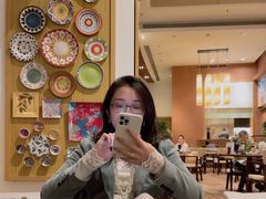 -香格里拉鱼跃地中海西餐厅·牛排披萨