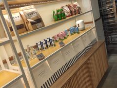 面包甜点陈列柜-前进麦味·天然烘焙(凯德1818店)