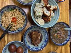 -无名氏宵夜小摊(祝家三姐妹馄饨店)