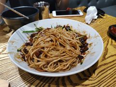 -吴草鸡爪오초닭발韩食堂(融恒盈嘉中心店)