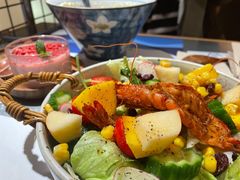 香煎黑虎虾芒果色拉-火山屋台(新街口店)