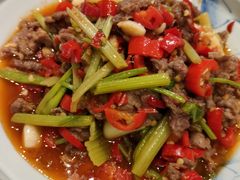 -老板很二(吉大店)