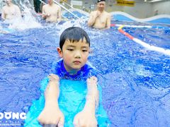 -龙格亲子游泳俱乐部(泊富中心)