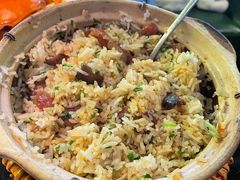 彪哥腊味煲仔饭-顺峰顺水顺德菜(龙华店)