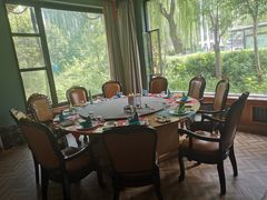 包厢-鹊华居·地道鲁菜·海鲜·融合味(大明湖店)