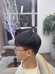 -D.G造型·烫发染发接发
