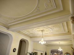 -因特拉肯贝乌里瓦奇大酒店