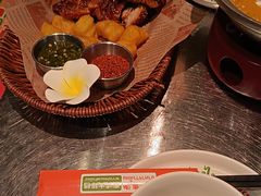 -小小集渔·泰式大排档(太古里香槟店)